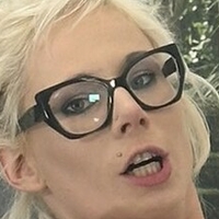 Hete Tina Nøgen