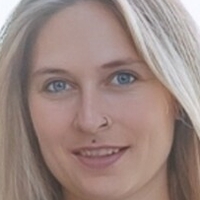 hi.iam.sara Nøgen