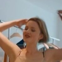 Holliday Grainger Nøgen