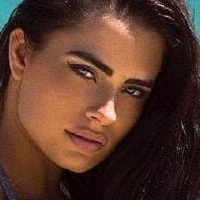 Holly Young Nøgen