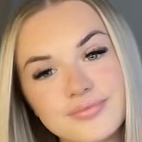 Hollyxfoster Nøgen