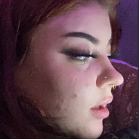 Holyhollyphoebe Nøgen