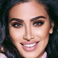 Huda Kattan Nøgen