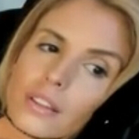 Ich suche den Namen von dieser süßen Cam-Girl Dame! Nøgen