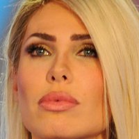Ilary Blasi Nøgen