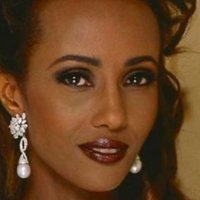 Iman Abdulmajid Nøgen