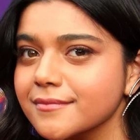 Iman Vellani Nøgen