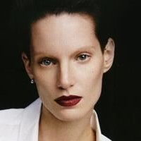 Iris Strubegger Nøgen