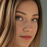 Isabella Kozlov Nøgen