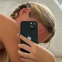 islandgurlkat Nøgen