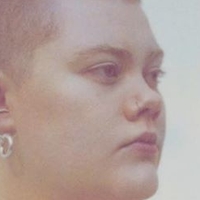 Isold Halldorudottir Nøgen