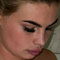 Issie Cole Nøgen