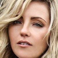Jacinta Stapleton Nøgen