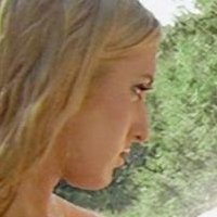 Jeanine Hill Nøgen