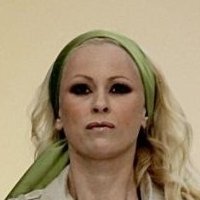 Jenny Elvers Nøgen