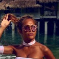 Jessica Book Nøgen