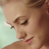 Jessica Sipos Nøgen