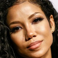 Jhene Aiko Nøgen
