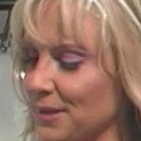 Juli Ashton Nøgen