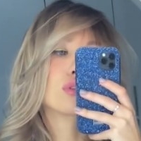 Juli Sergeevna Nøgen