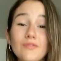 Julia Ayers Nøgen