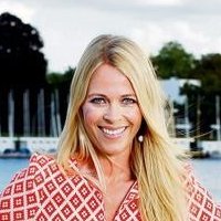 Julia Josten Nøgen