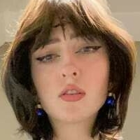 Julia.neis Nøgen