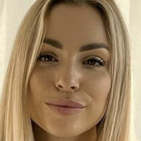 Julia Schwab Nøgen