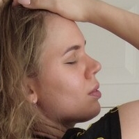 juliakul_official Nøgen