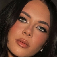 Kaeyra Nøgen