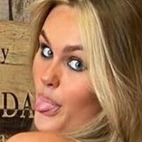 kaideyhoward Nøgen