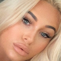 Kaily Wild Nøgen
