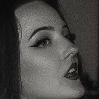 Kaiti Mackenzie Nøgen