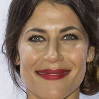Karima McAdams Nøgen