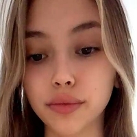 Karina_n Nøgen