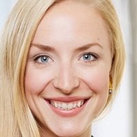 Katherine Armstrong Nøgen