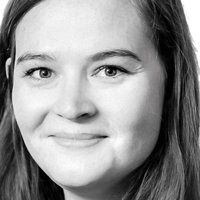 Katherine Blair Nøgen