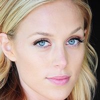 Katie Gunderson Nøgen