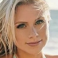 Katie Kearney Nøgen