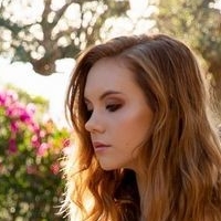 Kayla Coyote Nøgen