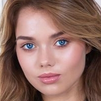 Keira Blue Nøgen