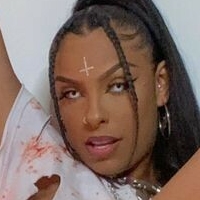 Kesia Lins Nøgen