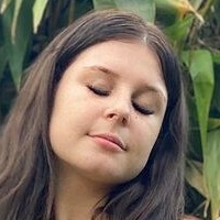 Kiki Isabella Nøgen