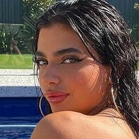 krissybertone Nøgen