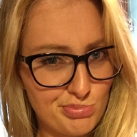 Kristina Mladenovic Nøgen