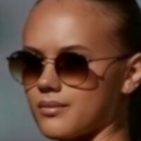 Kristyna Shmidt Nøgen