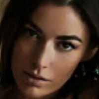 Krystal Aranyani Nøgen