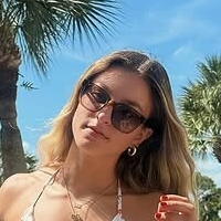 Kylee Poulton Nøgen