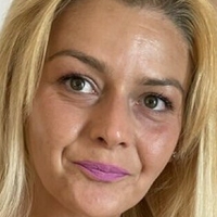 Lady Dina Nøgen