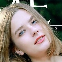 Lana Broks Nøgen